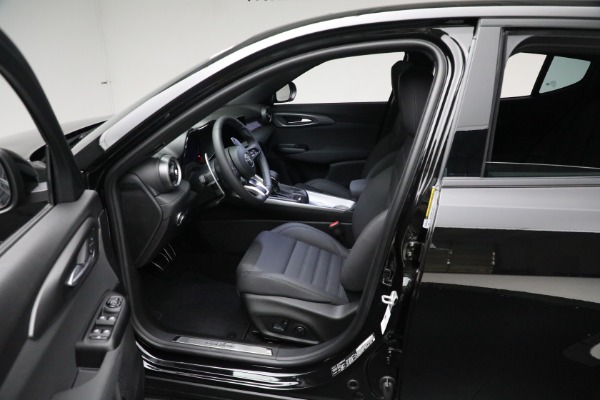 New 2024 Alfa Romeo Tonale Veloce for sale Sold at Bentley Greenwich in Greenwich CT 06830 24