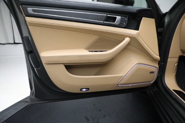 Used 2023 Porsche Panamera Platinum Edition for sale Sold at Bentley Greenwich in Greenwich CT 06830 16