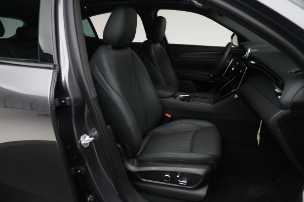 New 2024 Maserati Grecale GT for sale Sold at Bentley Greenwich in Greenwich CT 06830 26