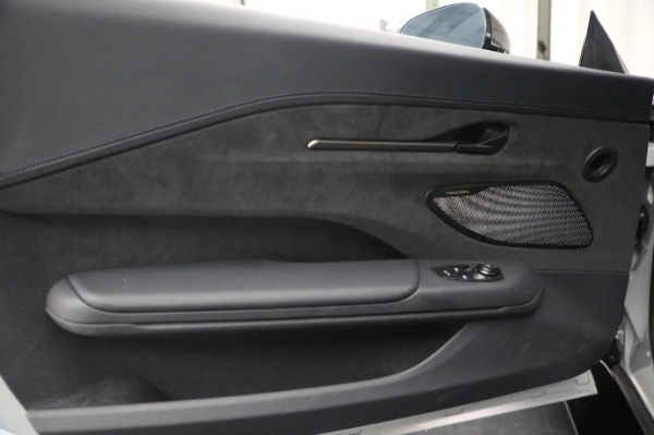 New 2025 Aston Martin Vantage for sale $242,100 at Bentley Greenwich in Greenwich CT 06830 18