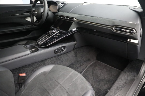 New 2025 Aston Martin Vantage for sale $242,100 at Bentley Greenwich in Greenwich CT 06830 21