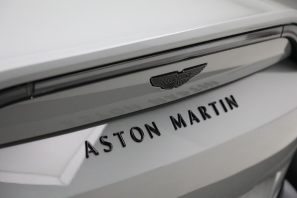 New 2025 Aston Martin Vantage for sale $242,100 at Bentley Greenwich in Greenwich CT 06830 25