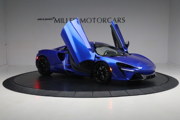 Used 2023 McLaren Artura for sale Sold at Bentley Greenwich in Greenwich CT 06830 19