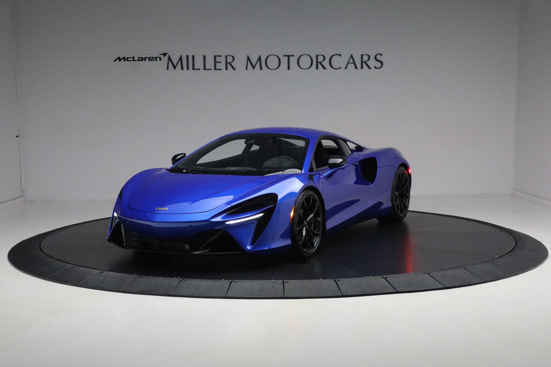 Used 2023 McLaren Artura for sale Sold at Bentley Greenwich in Greenwich CT 06830 1