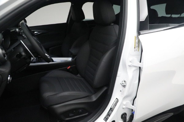 Used 2024 Alfa Romeo Tonale Veloce for sale $29,900 at Bentley Greenwich in Greenwich CT 06830 21
