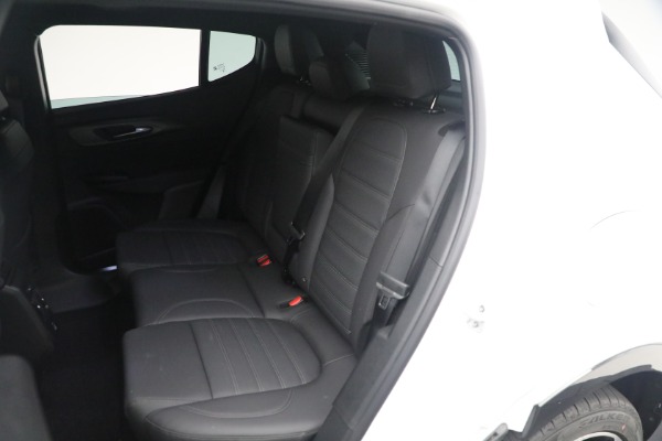 Used 2024 Alfa Romeo Tonale Veloce for sale $29,900 at Bentley Greenwich in Greenwich CT 06830 23