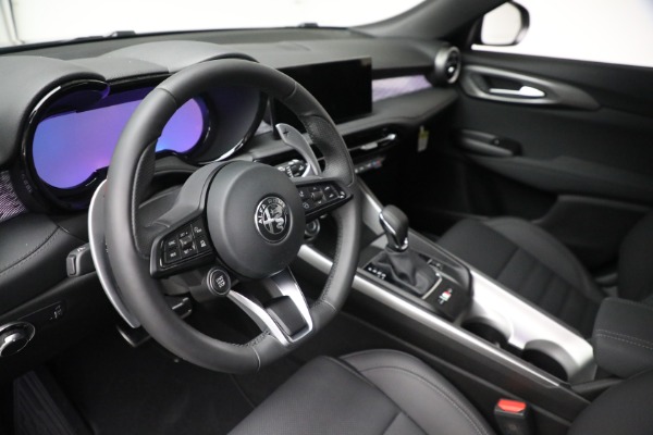 New 2024 Alfa Romeo Tonale Veloce for sale Sold at Bentley Greenwich in Greenwich CT 06830 25