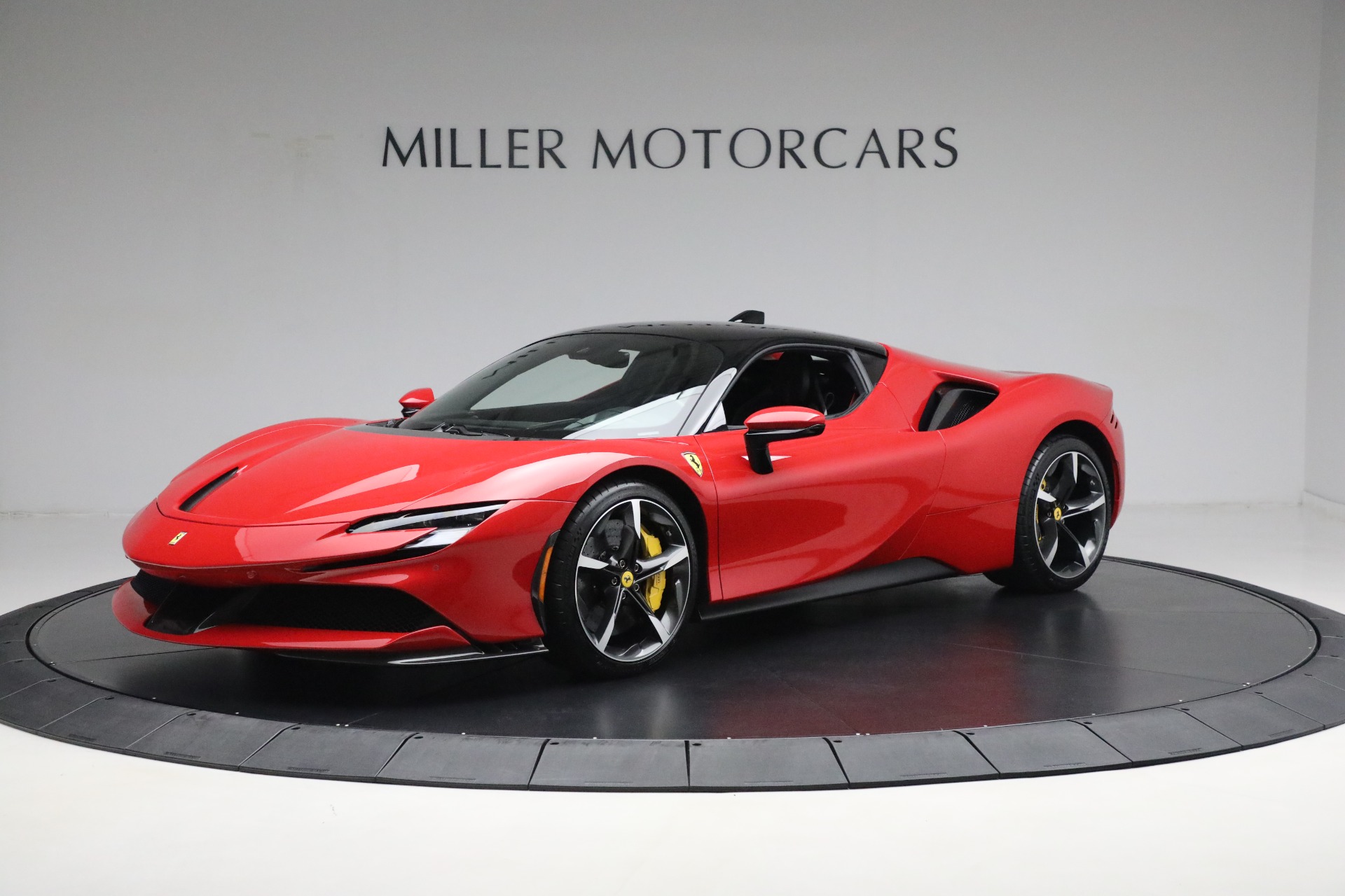 Used 2023 Ferrari SF90 Stradale for sale $509,900 at Bentley Greenwich in Greenwich CT 06830 1