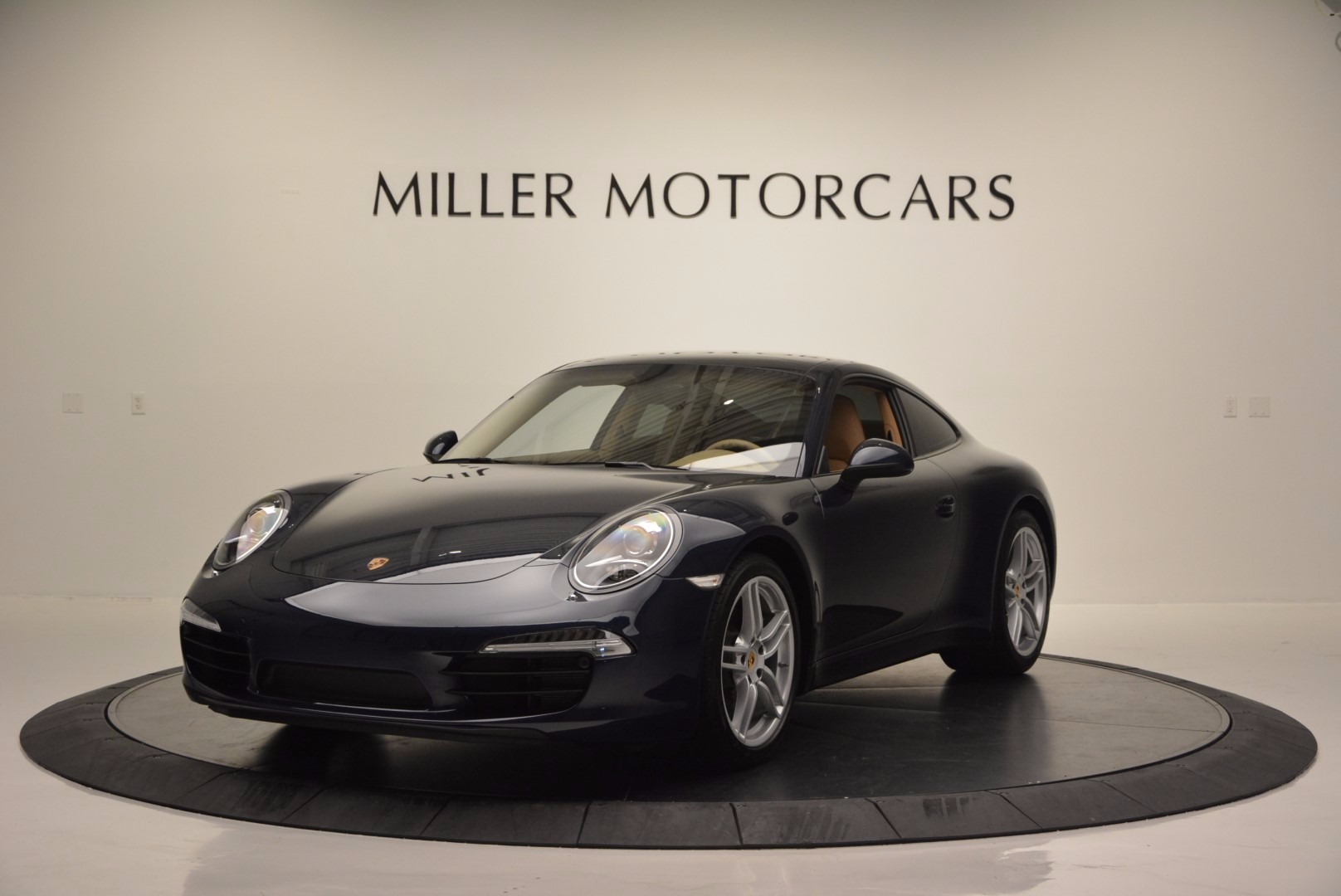 Used 2014 Porsche 911 Carrera for sale Sold at Bentley Greenwich in Greenwich CT 06830 1