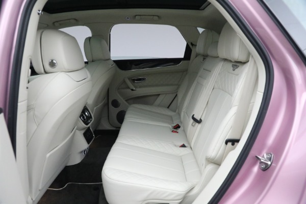 Used 2019 Bentley Bentayga V8 for sale Sold at Bentley Greenwich in Greenwich CT 06830 24