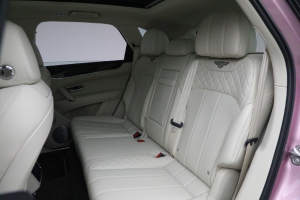 Used 2019 Bentley Bentayga V8 for sale Sold at Bentley Greenwich in Greenwich CT 06830 25