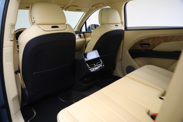New 2024 Bentley Bentayga EWB Azure V8 for sale Sold at Bentley Greenwich in Greenwich CT 06830 20