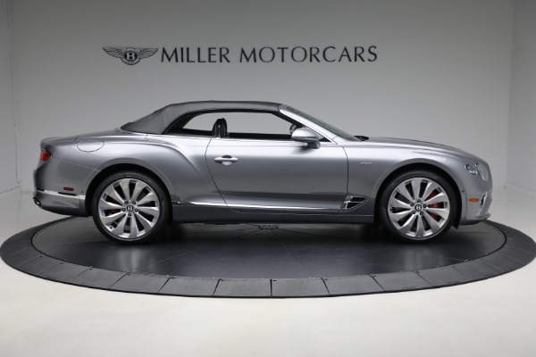 New 2024 Bentley Continental GTC Azure V8 for sale $315,895 at Bentley Greenwich in Greenwich CT 06830 21