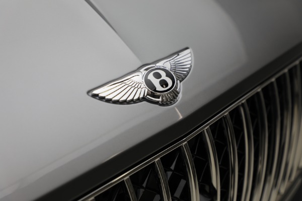 New 2024 Bentley Continental GTC Azure V8 for sale $315,895 at Bentley Greenwich in Greenwich CT 06830 26
