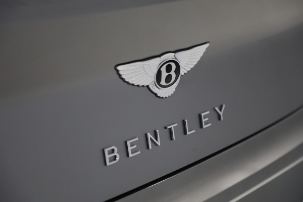 New 2024 Bentley Continental GTC Azure V8 for sale $315,895 at Bentley Greenwich in Greenwich CT 06830 28
