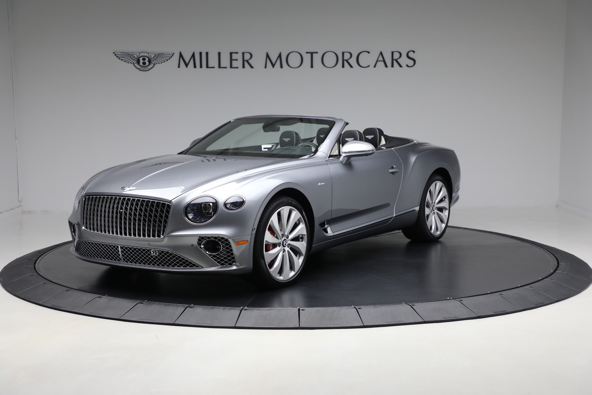 New 2024 Bentley Continental GTC Azure V8 for sale $315,895 at Bentley Greenwich in Greenwich CT 06830 1
