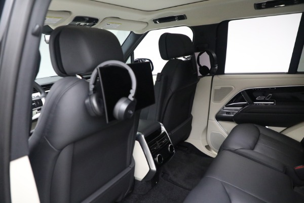 Used 2024 Land Rover Range Rover P530 SE for sale Sold at Bentley Greenwich in Greenwich CT 06830 25