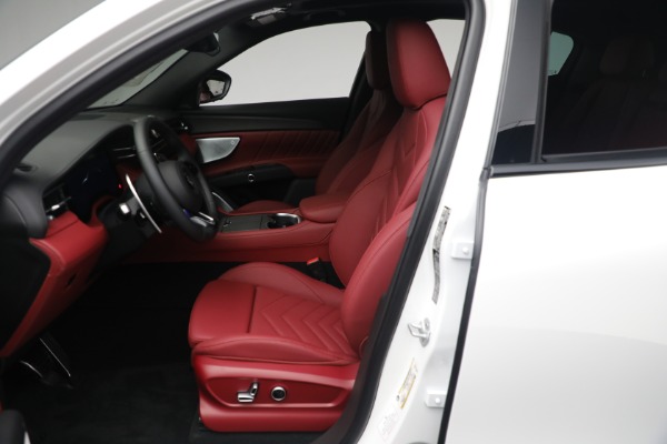New 2024 Maserati Grecale Trofeo for sale Sold at Bentley Greenwich in Greenwich CT 06830 28