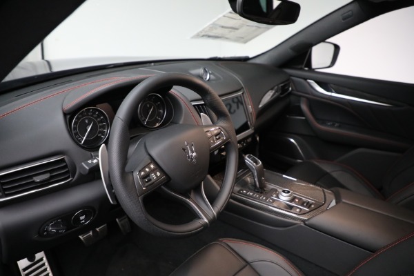 New 2024 Maserati Levante Modena Ultima for sale $99,625 at Bentley Greenwich in Greenwich CT 06830 27