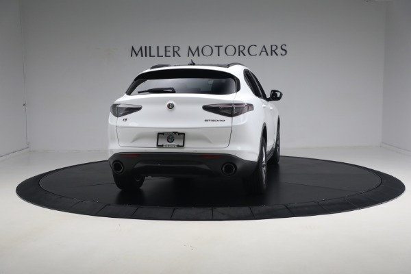 New 2024 Alfa Romeo Stelvio Sprint for sale Sold at Bentley Greenwich in Greenwich CT 06830 16