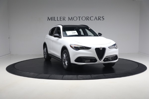 New 2024 Alfa Romeo Stelvio Sprint for sale Sold at Bentley Greenwich in Greenwich CT 06830 27