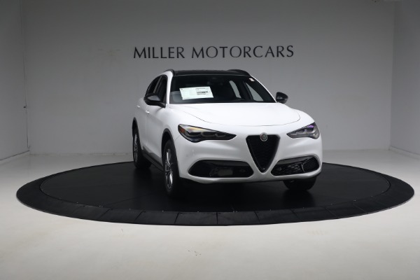 New 2024 Alfa Romeo Stelvio Sprint for sale Sold at Bentley Greenwich in Greenwich CT 06830 28