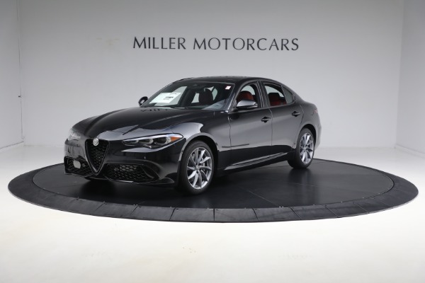 New 2024 Alfa Romeo Giulia Sprint for sale Sold at Bentley Greenwich in Greenwich CT 06830 4