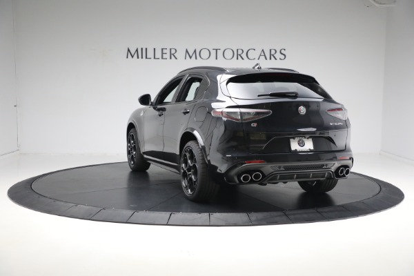 New 2024 Alfa Romeo Stelvio Quadrifoglio for sale $84,313 at Bentley Greenwich in Greenwich CT 06830 14