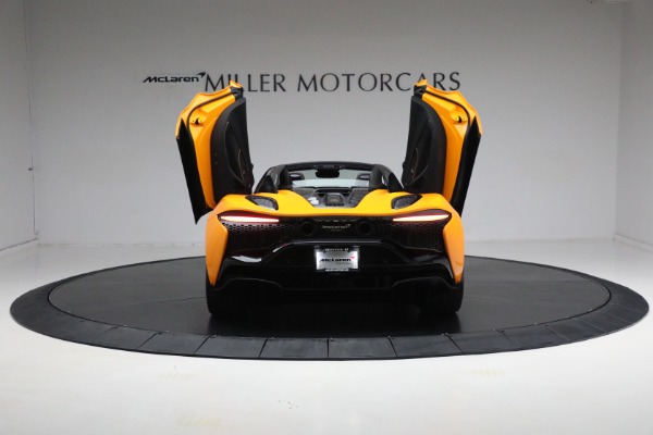 New 2025 McLaren Artura Spider Performance for sale Sold at Bentley Greenwich in Greenwich CT 06830 17