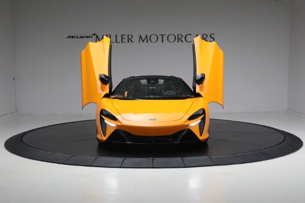 New 2025 McLaren Artura Spider Performance for sale Sold at Bentley Greenwich in Greenwich CT 06830 21