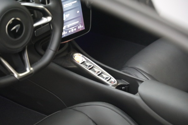 New 2025 McLaren Artura TechLux for sale Sold at Bentley Greenwich in Greenwich CT 06830 27