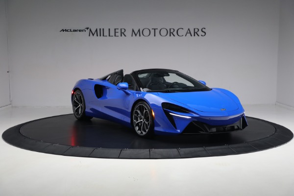 New 2025 McLaren Artura Spider Performance for sale $329,718 at Bentley Greenwich in Greenwich CT 06830 11