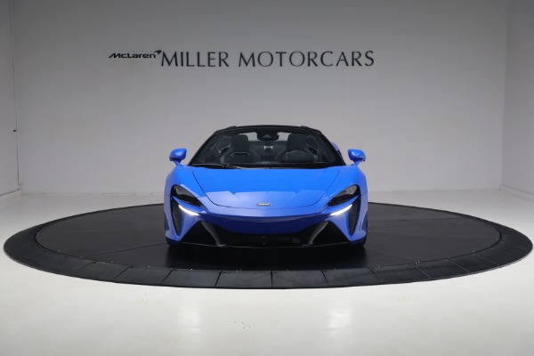 New 2025 McLaren Artura Spider Performance for sale $329,718 at Bentley Greenwich in Greenwich CT 06830 12
