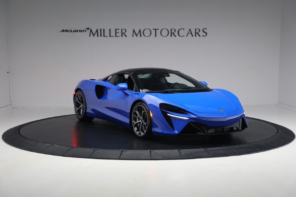 New 2025 McLaren Artura Spider Performance for sale $329,718 at Bentley Greenwich in Greenwich CT 06830 24