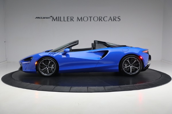 New 2025 McLaren Artura Spider Performance for sale $329,718 at Bentley Greenwich in Greenwich CT 06830 3