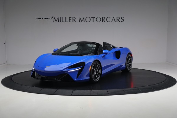 New 2025 McLaren Artura Spider Performance for sale $329,718 at Bentley Greenwich in Greenwich CT 06830 1