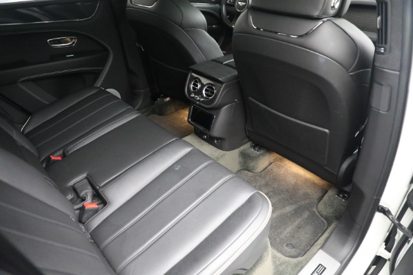 Used 2021 Bentley Bentayga V8 for sale Sold at Bentley Greenwich in Greenwich CT 06830 24