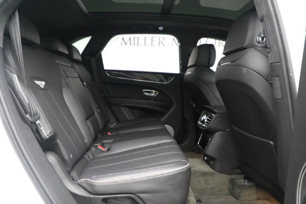 Used 2021 Bentley Bentayga V8 for sale Sold at Bentley Greenwich in Greenwich CT 06830 25