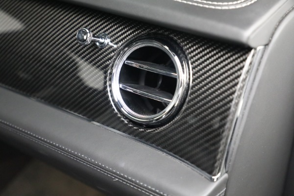 Used 2021 Bentley Bentayga V8 for sale Sold at Bentley Greenwich in Greenwich CT 06830 26