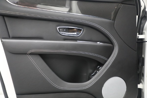 Used 2021 Bentley Bentayga V8 for sale Sold at Bentley Greenwich in Greenwich CT 06830 27