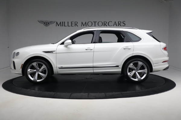 Used 2021 Bentley Bentayga V8 for sale Sold at Bentley Greenwich in Greenwich CT 06830 3