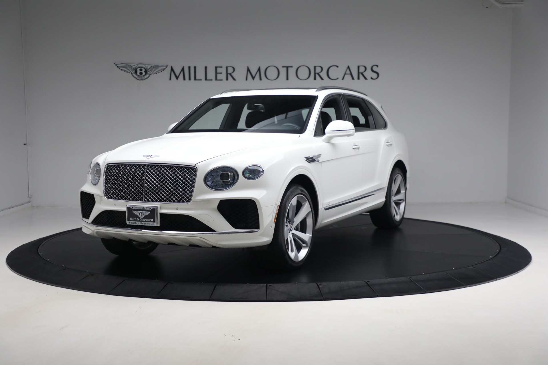 Used 2021 Bentley Bentayga V8 for sale Sold at Bentley Greenwich in Greenwich CT 06830 1