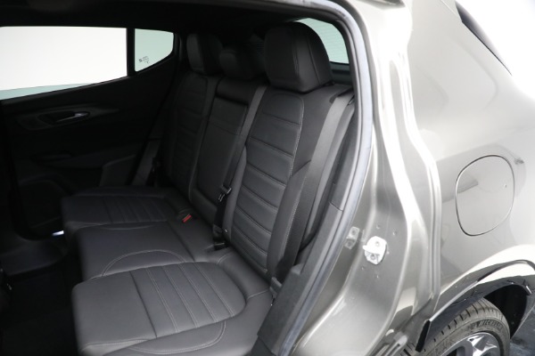 New 2024 Alfa Romeo Tonale Ti for sale Sold at Bentley Greenwich in Greenwich CT 06830 14