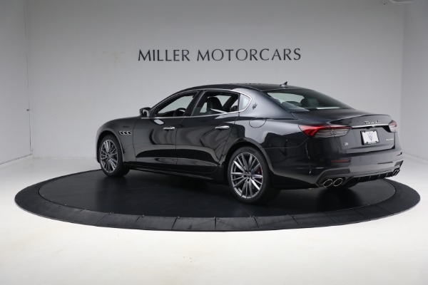 New 2024 Maserati Quattroporte Modena Ultima Q4 for sale $108,453 at Bentley Greenwich in Greenwich CT 06830 11