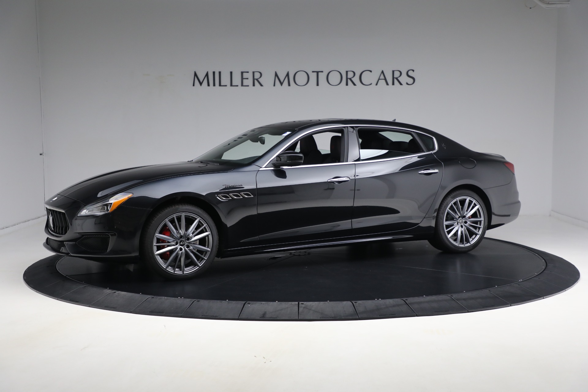 New 2024 Maserati Quattroporte Modena Ultima Q4 for sale $108,453 at Bentley Greenwich in Greenwich CT 06830 1