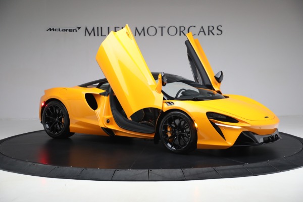 New 2025 McLaren Artura TechLux for sale Sold at Bentley Greenwich in Greenwich CT 06830 16