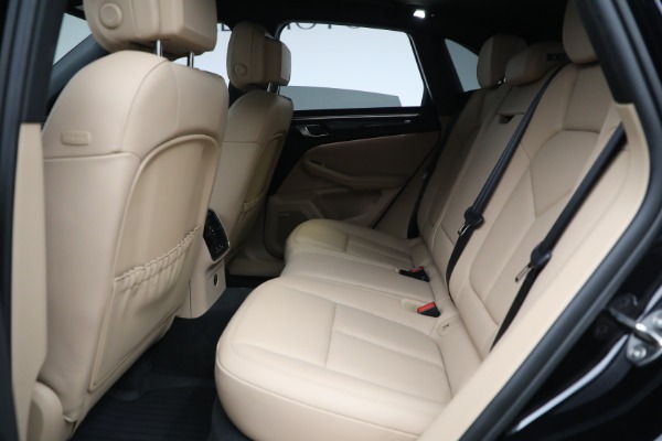 Used 2022 Porsche Macan S for sale Sold at Bentley Greenwich in Greenwich CT 06830 16