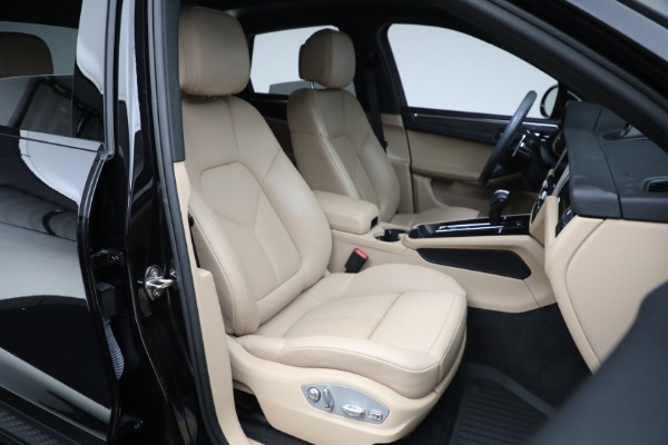 Used 2022 Porsche Macan S for sale Sold at Bentley Greenwich in Greenwich CT 06830 19