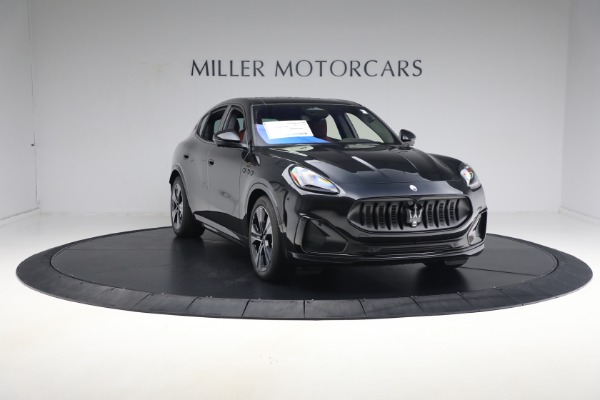 New 2025 Maserati Grecale Folgore for sale $99,900 at Bentley Greenwich in Greenwich CT 06830 27