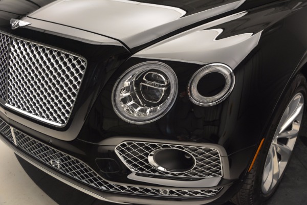 Used 2017 Bentley Bentayga for sale Sold at Bentley Greenwich in Greenwich CT 06830 15